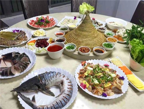 漁上鮮草帽石鍋魚