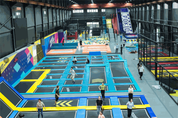 樂蹦蹦床主題公園