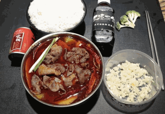 蜀三爺火鍋便當(dāng)