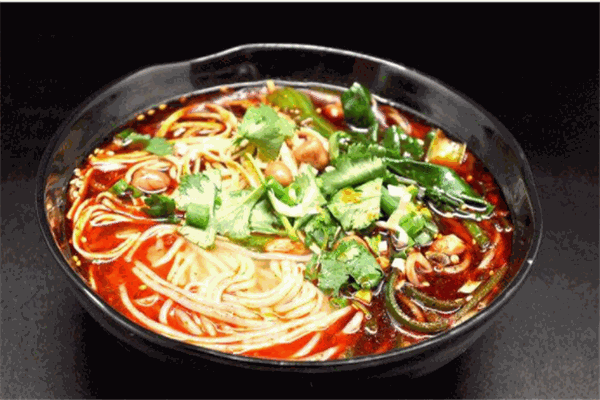 煙臺董記和事佬米線