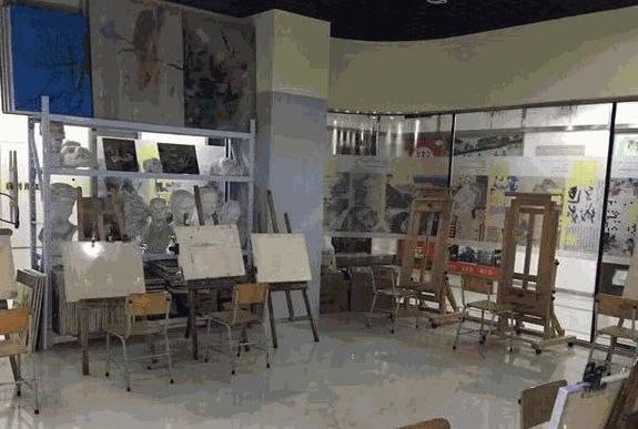 多像美術(shù)教育