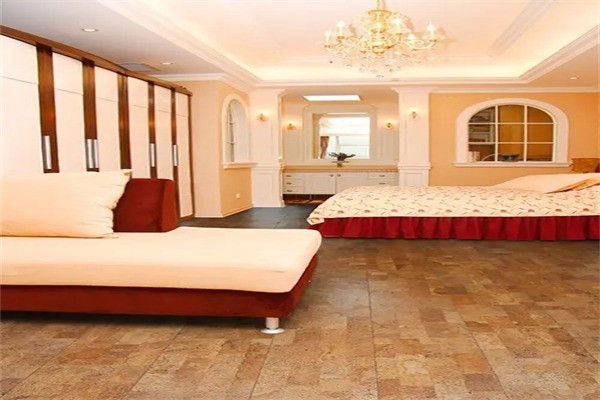 森豪仕軟木地板