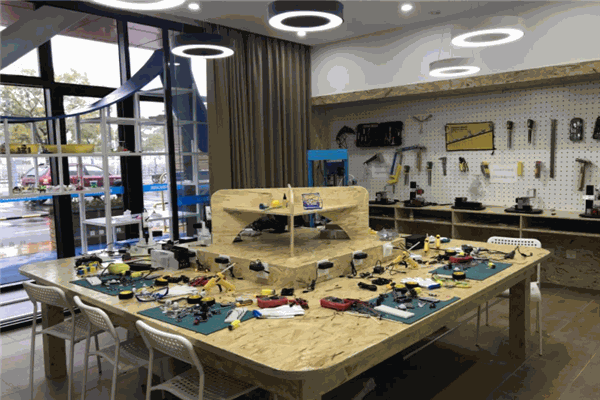 科睿機(jī)器人科學(xué)中心