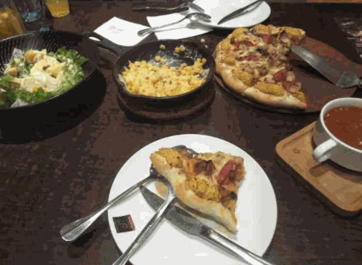 加樂(lè)比意式餐廳