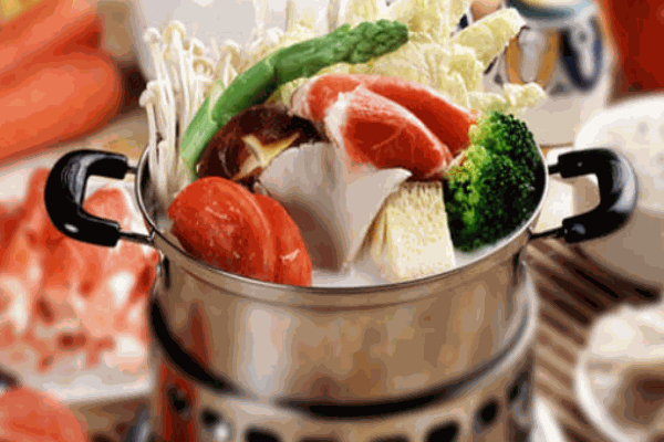 辣里轉(zhuǎn)轉(zhuǎn)小火鍋