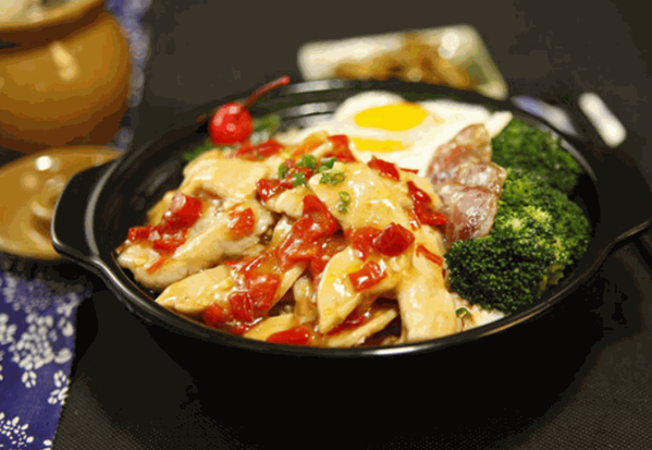 商元圣北式煲仔飯