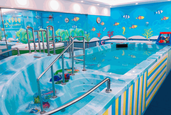 金一嬰兒游泳館