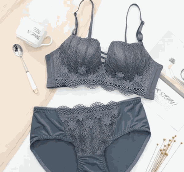 柏妮卡丹內(nèi)衣