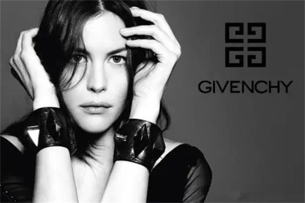 紀(jì)梵?；瘖y品