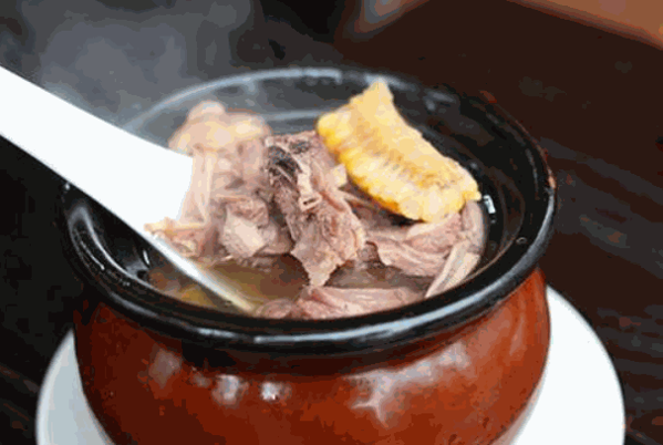 恰粉恰湯拌粉瓦罐湯