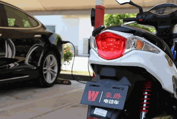 豪爵電動(dòng)車