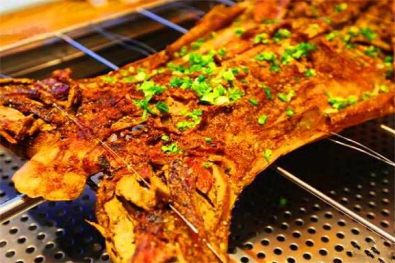生態(tài)烤全羊
