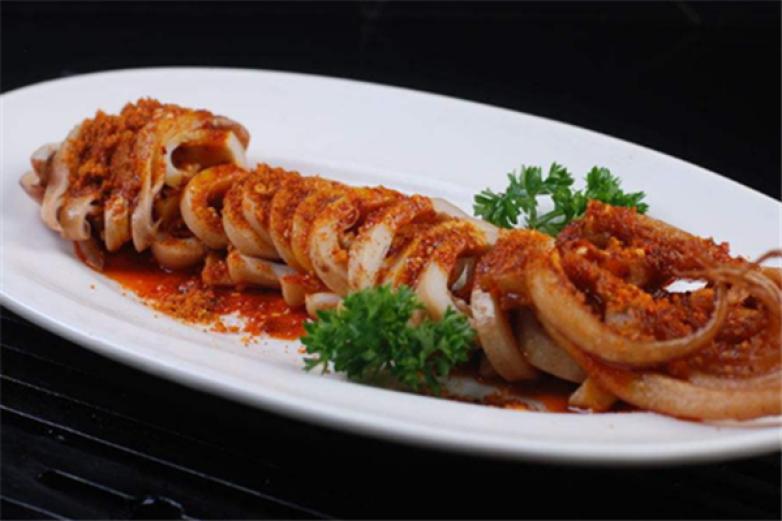 魷魚樂轟炸大魷魚