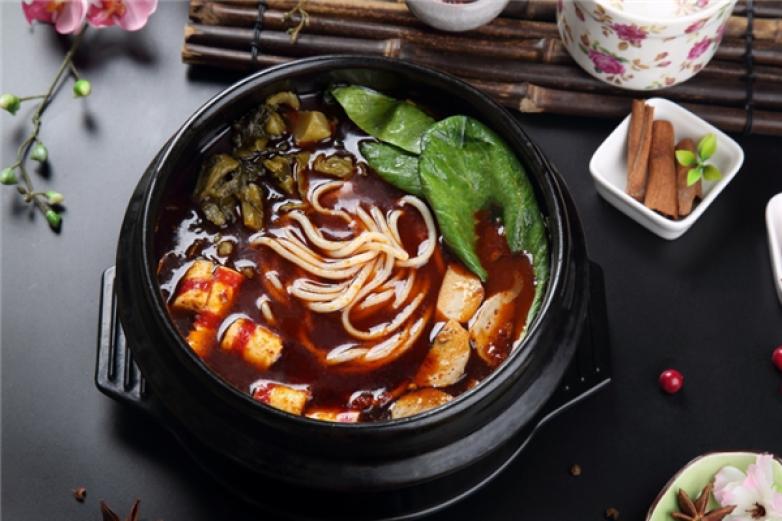 樂(lè)山砂鍋米線