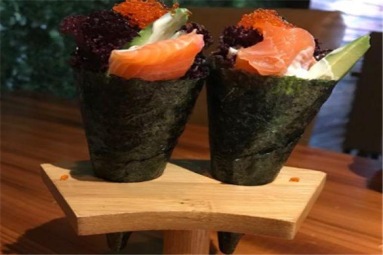 小句號(hào)日式料理