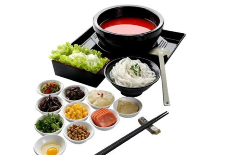 阿超過(guò)橋米線(xiàn)