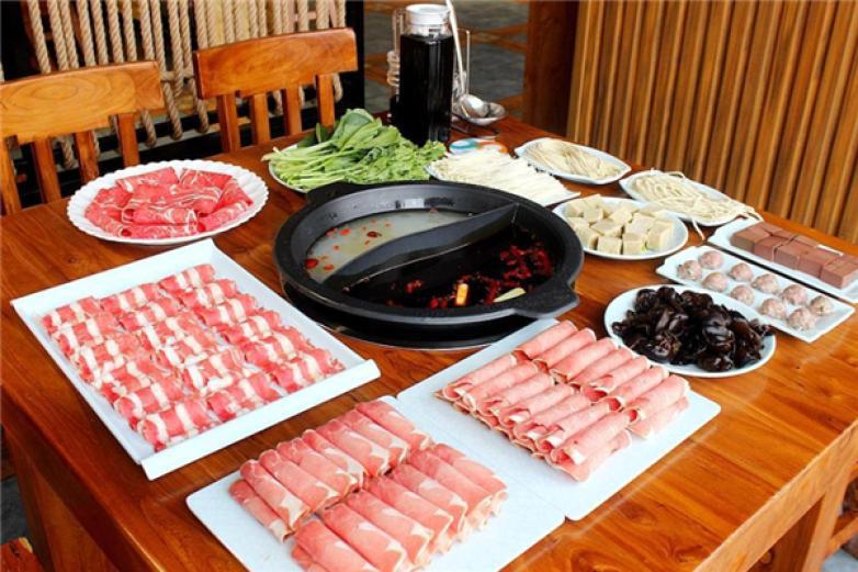重慶根據(jù)地火鍋