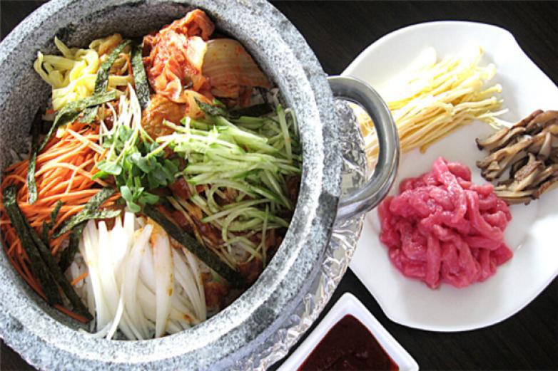 石尚佳石鍋拌飯