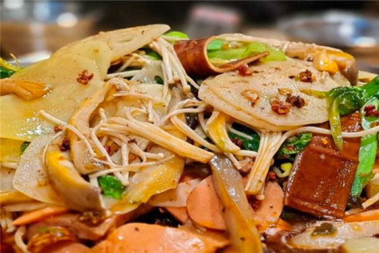 無(wú)名眼哥麻辣燙