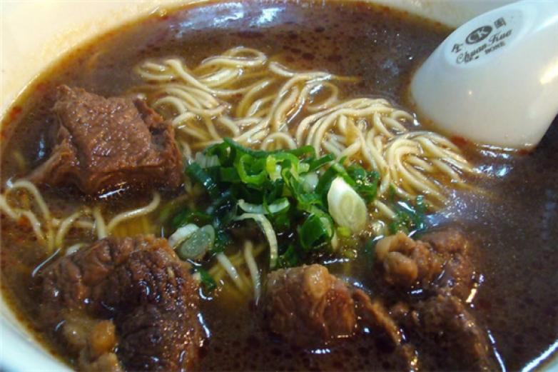 鄉(xiāng)吧佬牛肉面