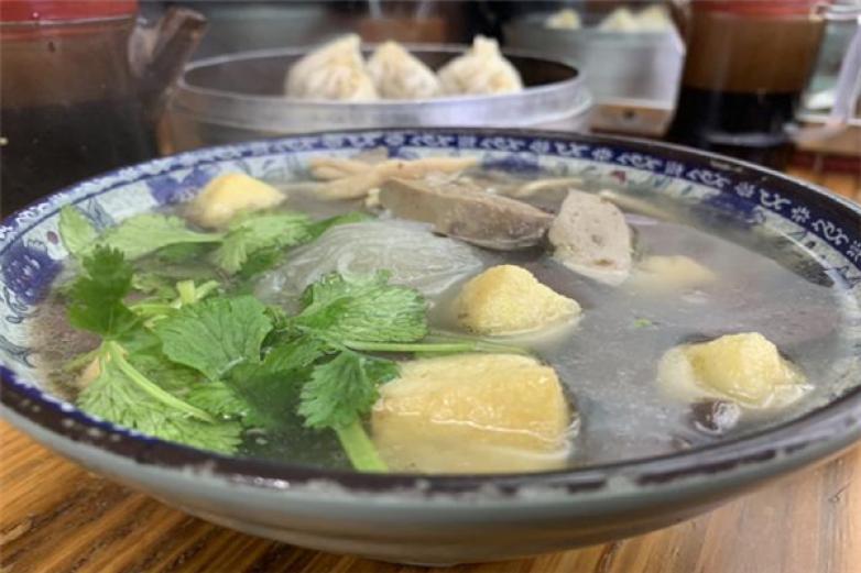 六朝金粉鴨血粉絲