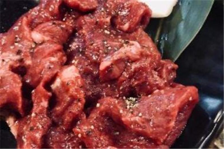 爺們泥爐烤肉