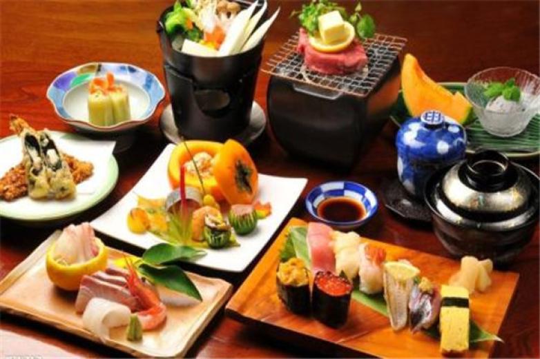 尤樂軒回轉(zhuǎn)壽司