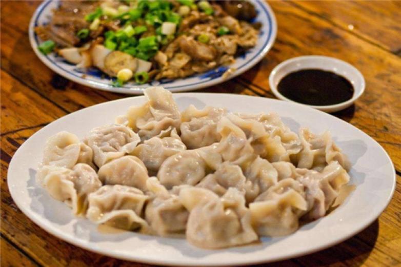 喝二兩北方餃子館