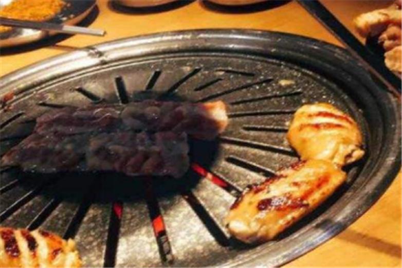 老爐家木炭烤肉