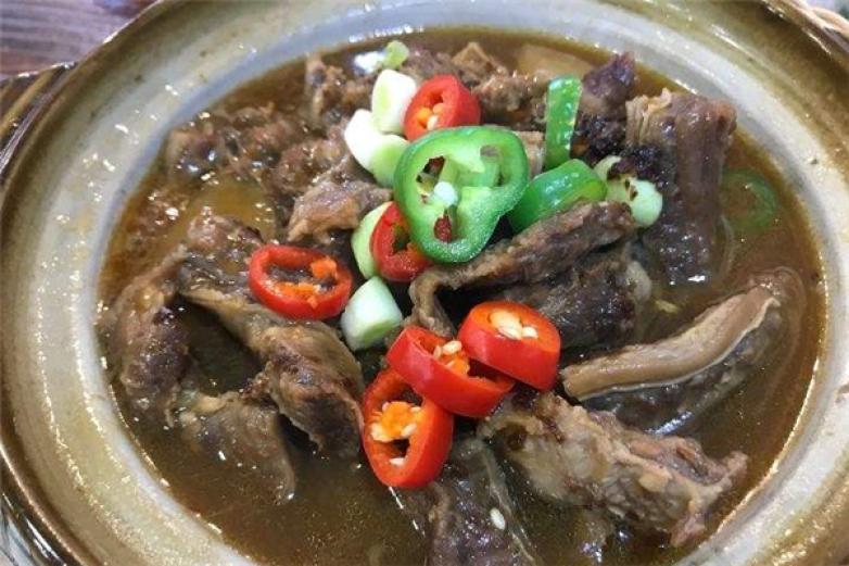 牛三藏牛雜火鍋