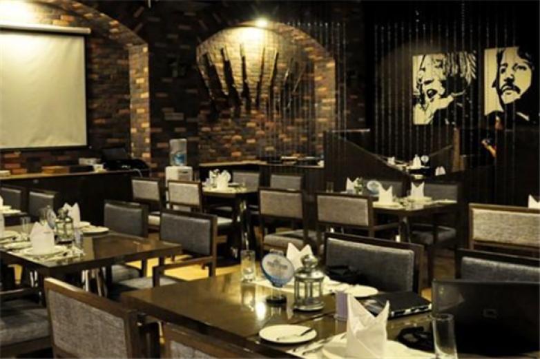 藍(lán)瑪赫西餐廳