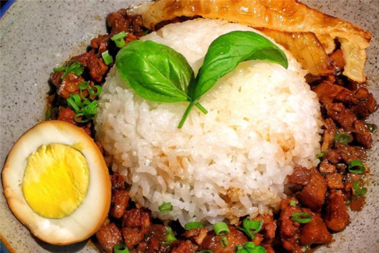 姜氏福記鹵肉飯