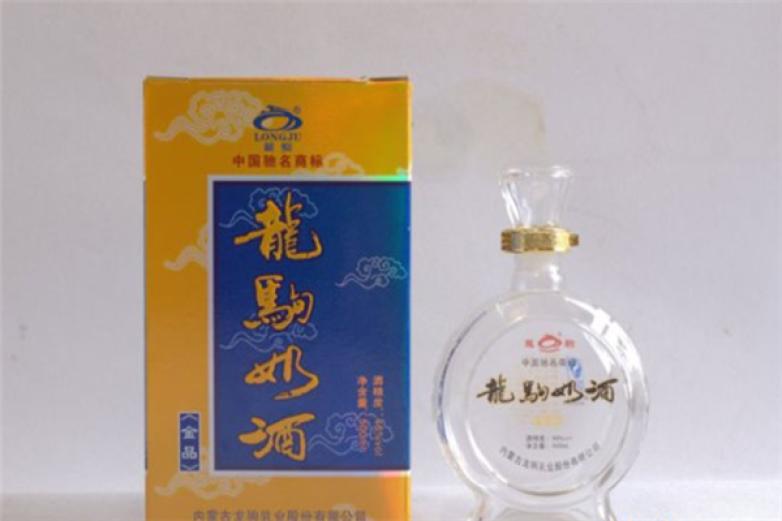 龍駒奶酒