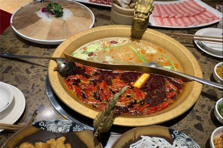 龍躍望江火鍋