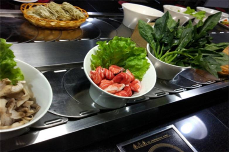 牛魔王回轉(zhuǎn)火鍋