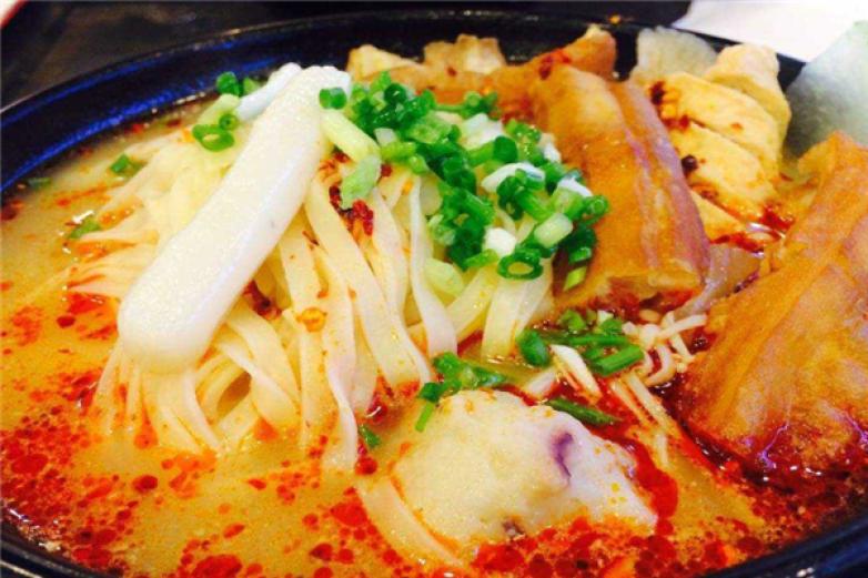 探燙自助麻辣燙