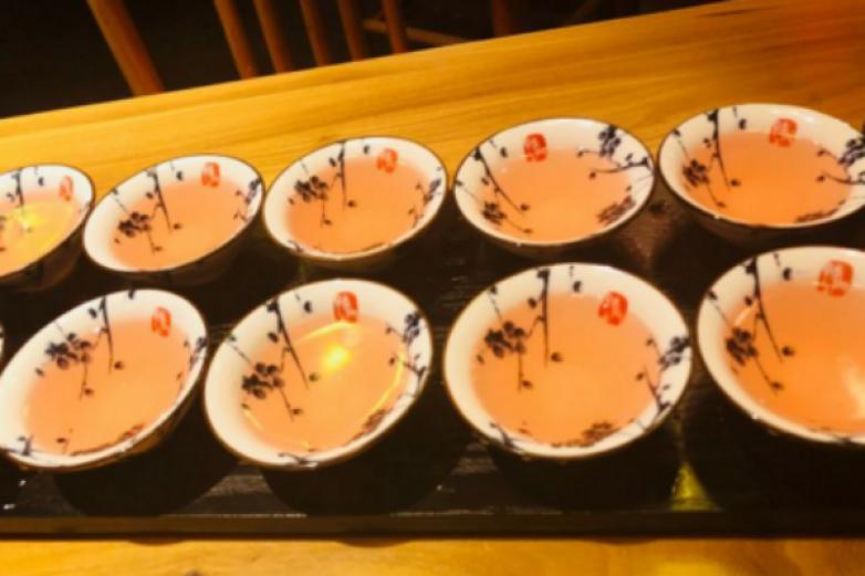 辣串門成都酒肆