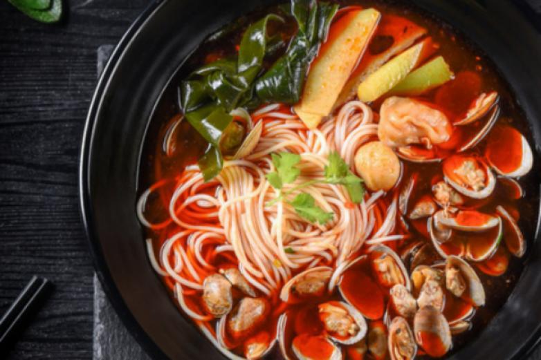 一定子砂鍋米線