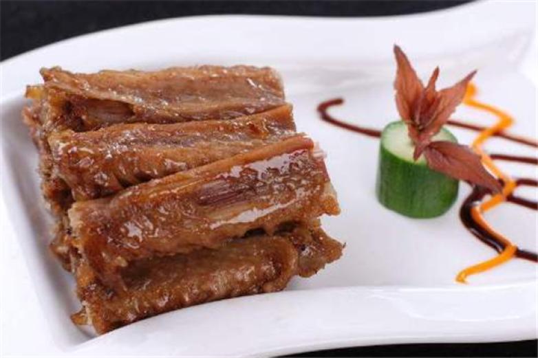 黃記憨逗逗鹵味