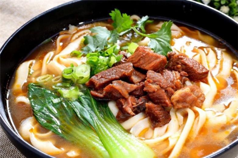 朱老五酸菜刀削面