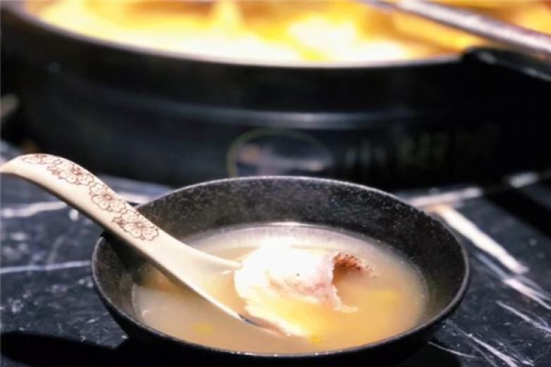 小椒娘酸菜魚火鍋