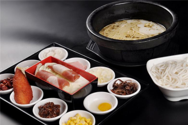 葉氏過(guò)橋米線