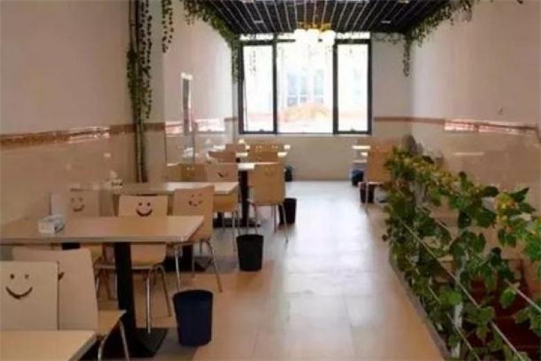 開(kāi)心老婆煲仔飯