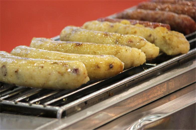 益補(bǔ)居小吃車