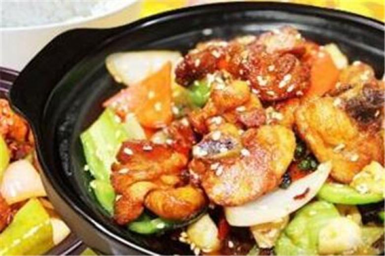 冇小廚湘味煲仔