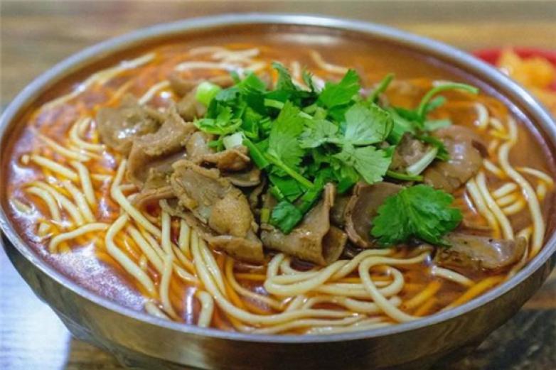 馬鞍小腸牛肉面