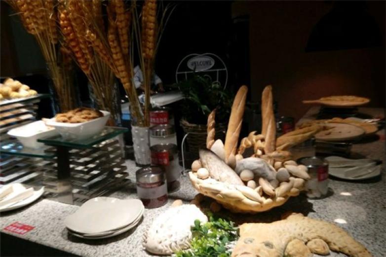 佰烤海鮮烤肉自助