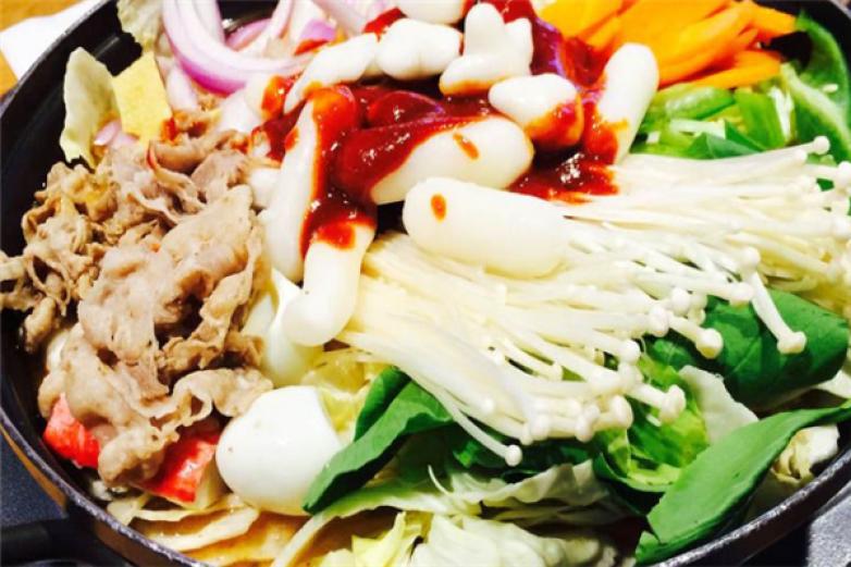 火爐火年糕火鍋