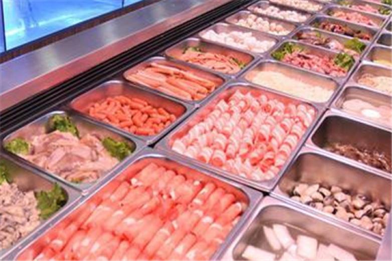 半島游艇會(huì)酒店