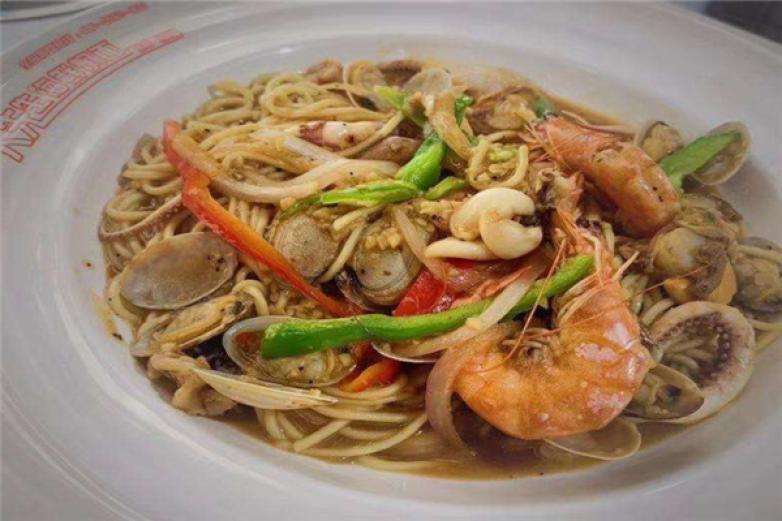 大先生海鮮燜面